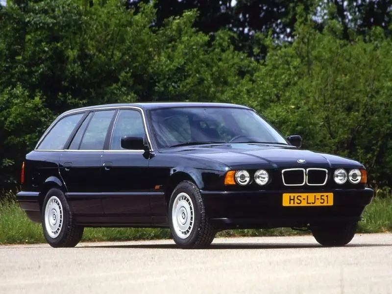 BMW 5-Series (E34) 3 поколение, рестайлинг, универсал (03.1994 - 06.1996)